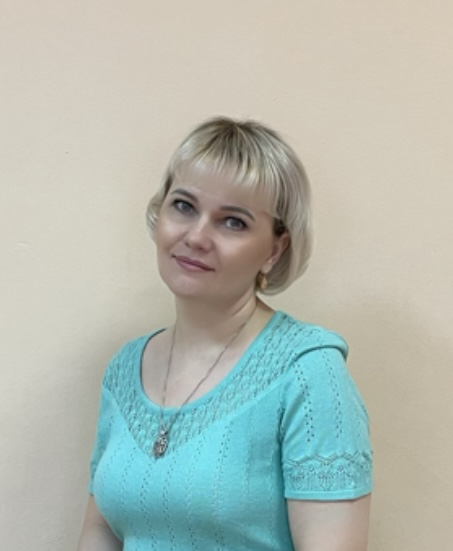 Педагогический работник. Птиченко Юлия Владимировна учитель-дефектолог.